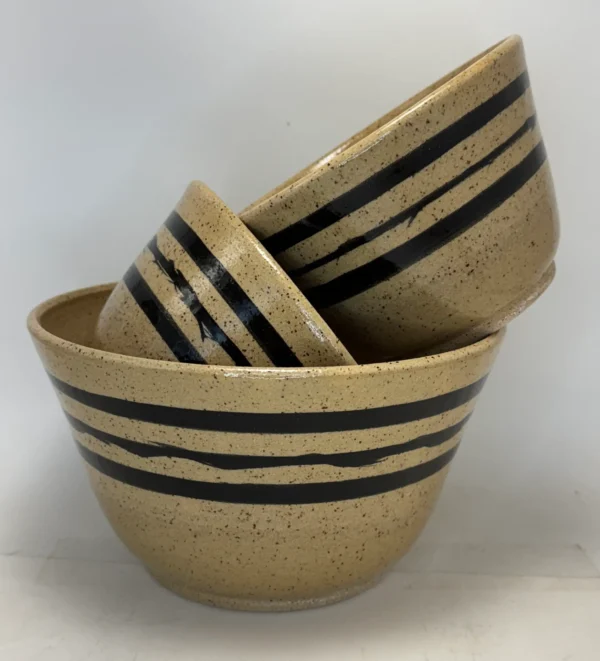 Set of 3 serving bowls