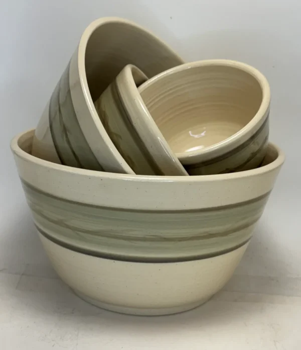 Set of 4 serving bowls