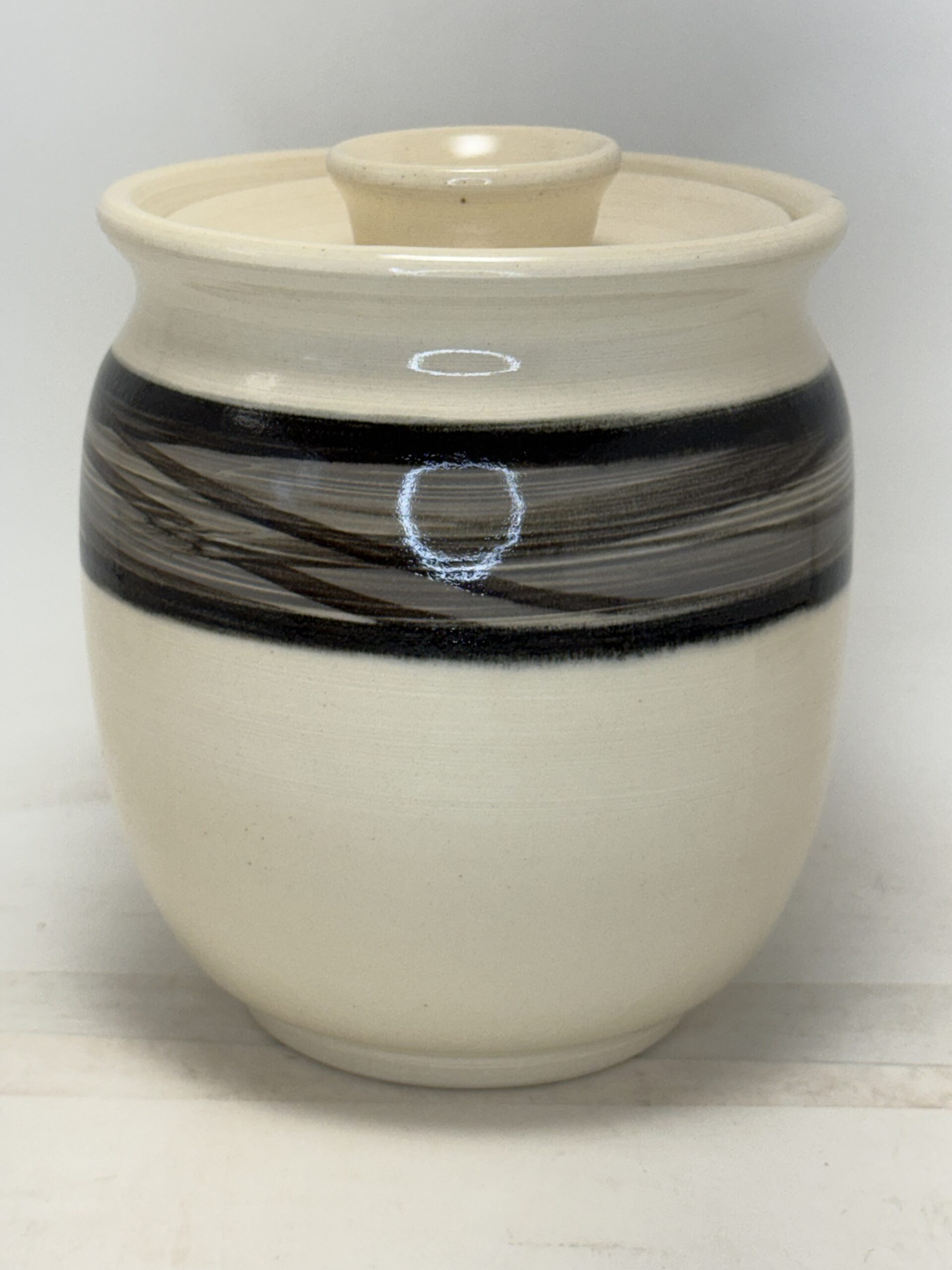 Lidded jar